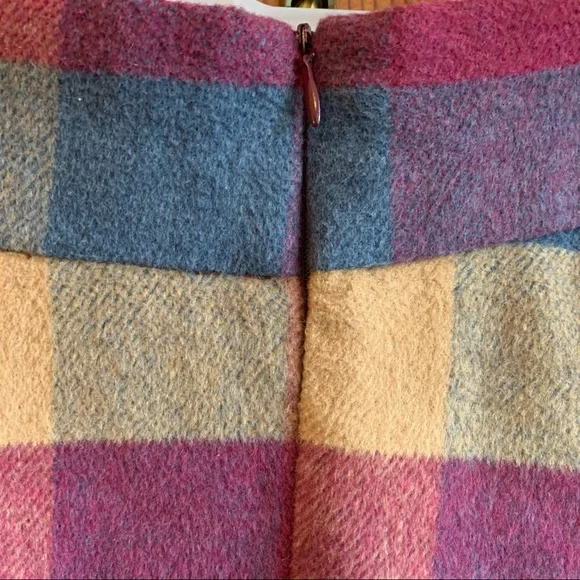 Marjun NWOT Blend Midi Skirt Womens Size 26 Waist Wool Plaid Designer Blue - Picture 12 of 12